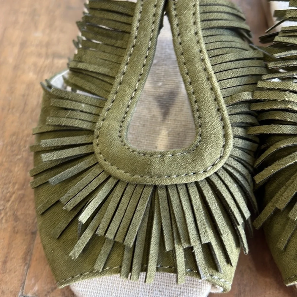 Joyfolie Dalia olive fringed sandals